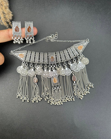 Aabia Choker Set