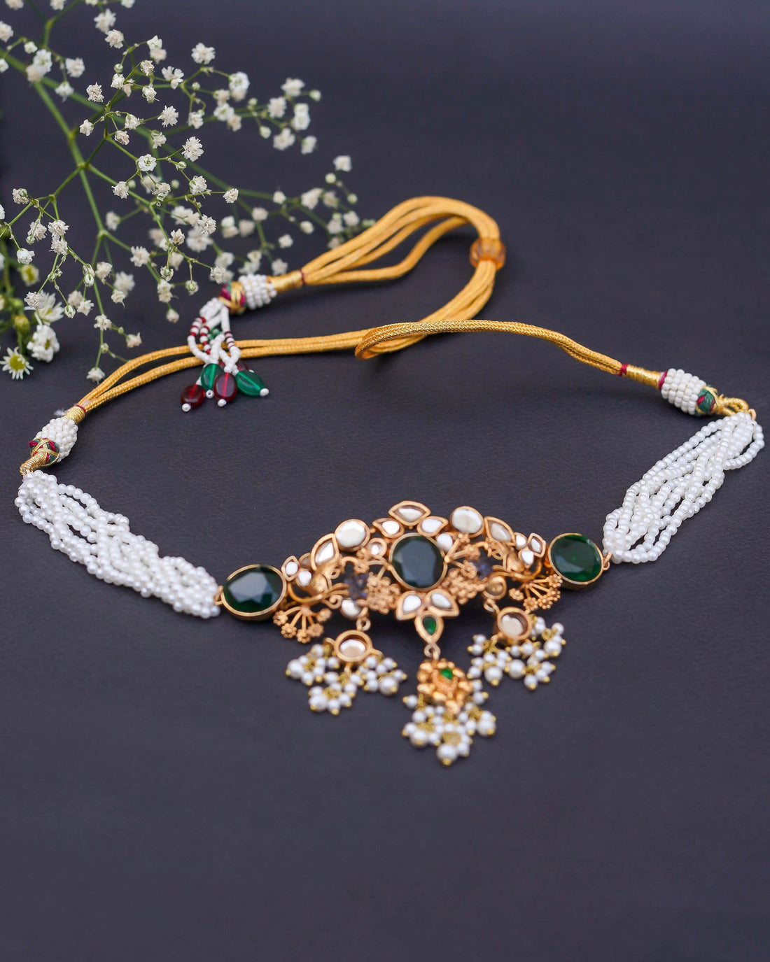 Azal-e-Aqs Kundan Choker