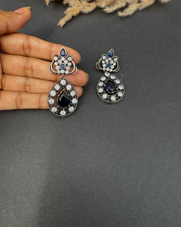 Rijaa Earrings