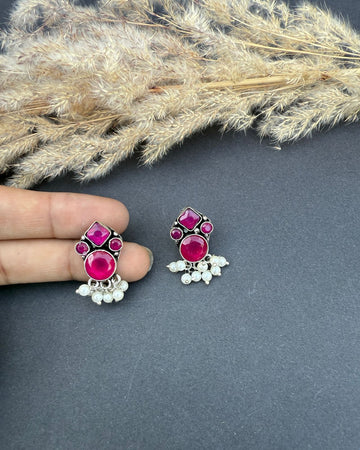 Aynoor Earrings Maroon