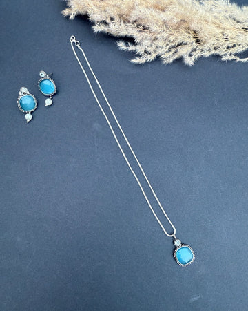 Ablah Pendant Set Blue
