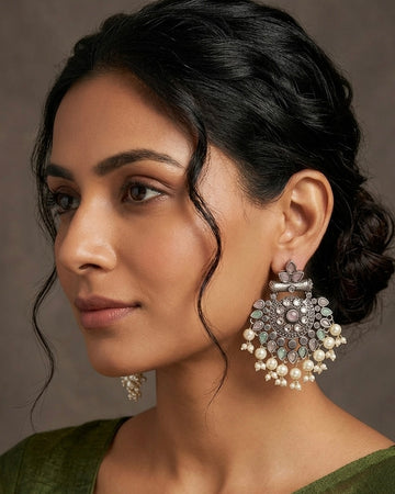 Mehrama earrings (D.C)