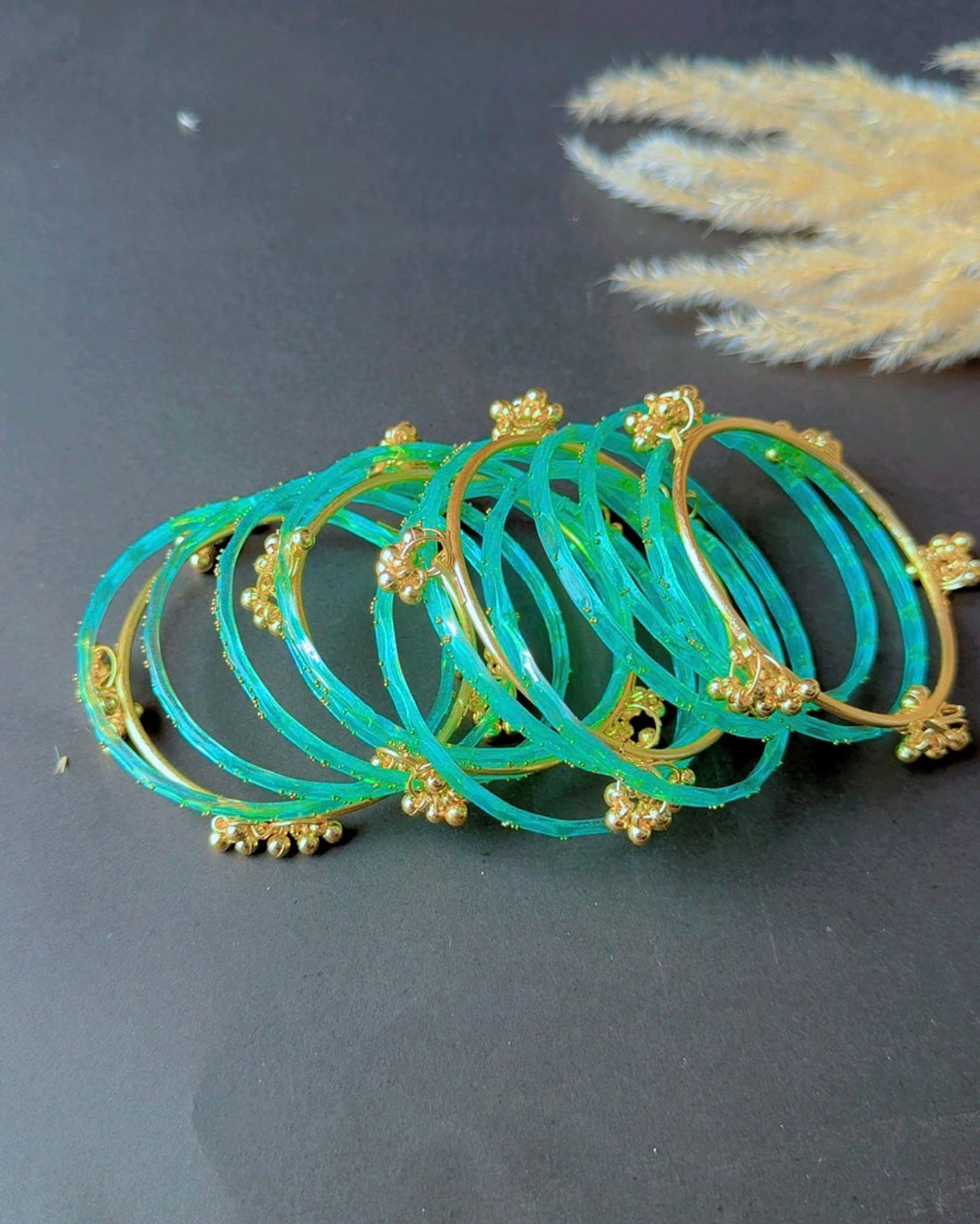 Valika   Bangles Set