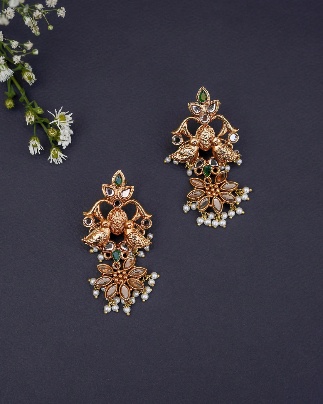 Nigaah-e-Shok Kundan Earrings