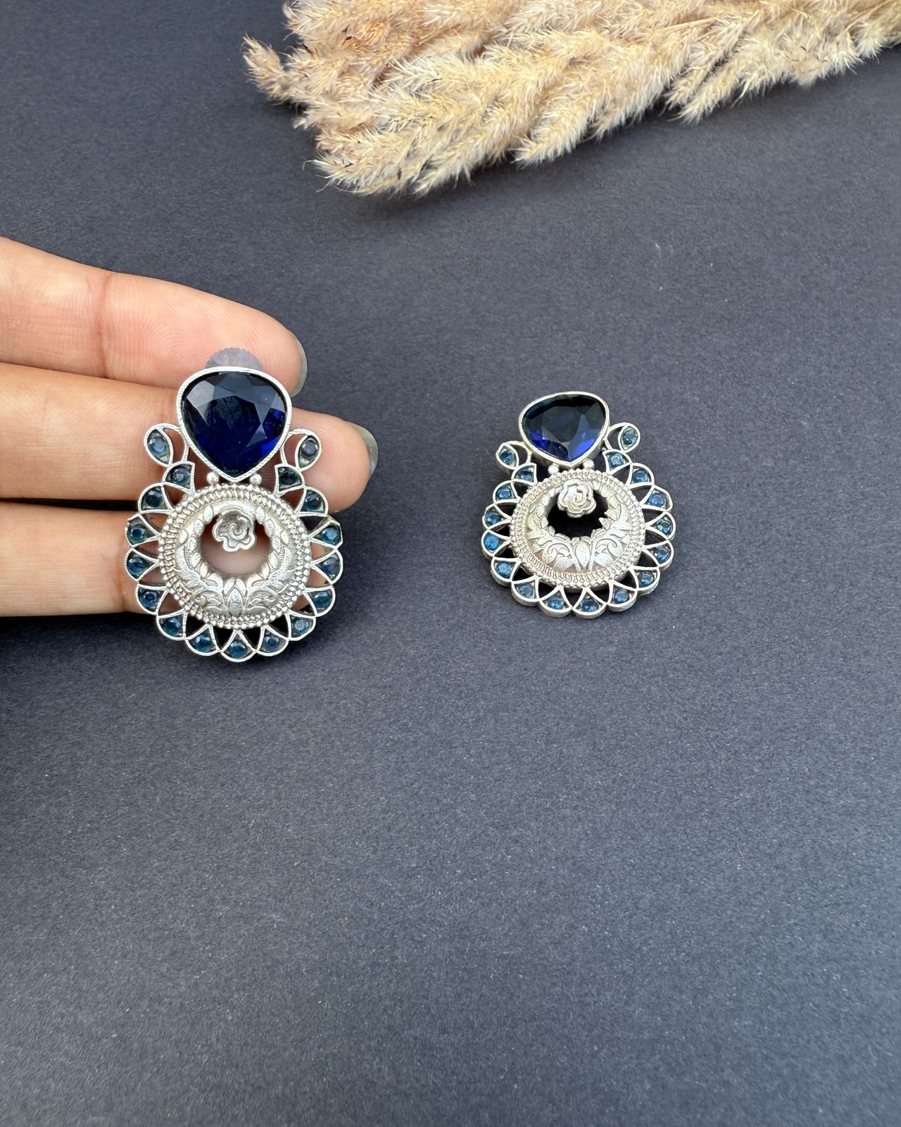 Adila Earrings Blue
