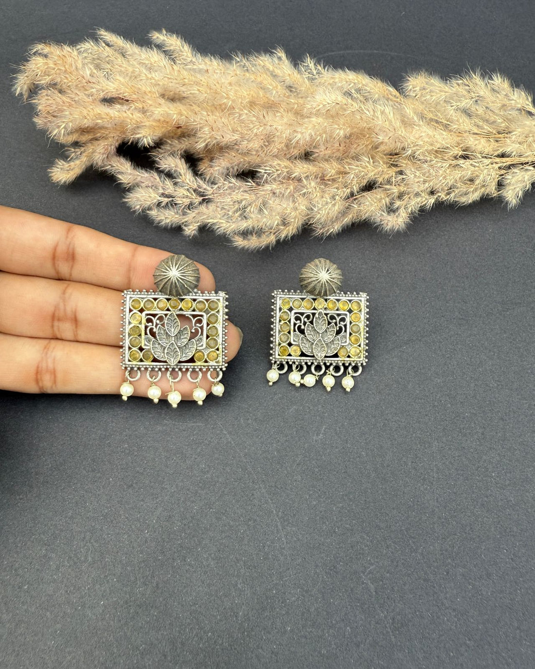 Sonya Earrings