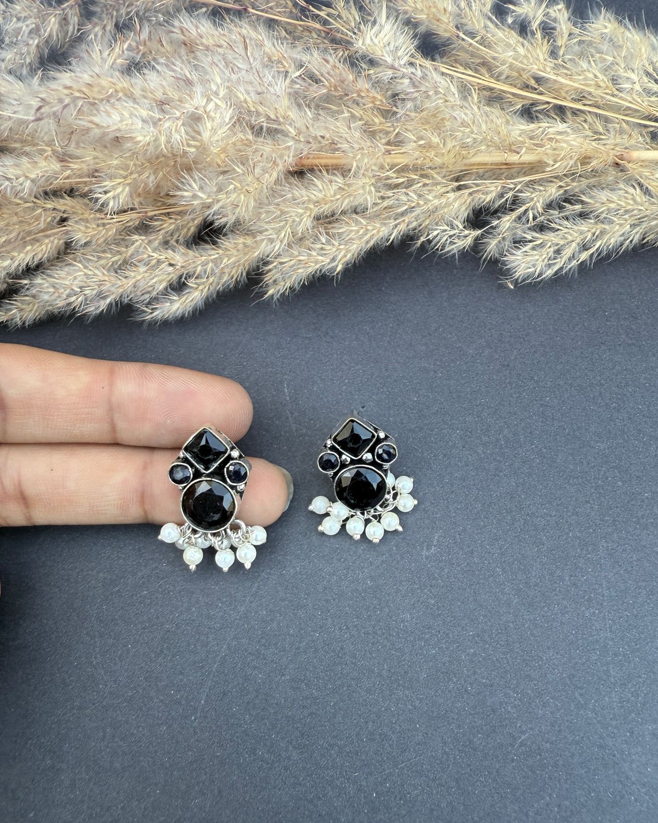 Aynoor Earrings
