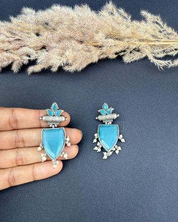 Fareeh Earrings Blue