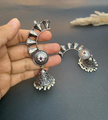 Parisa earcuff
