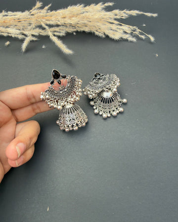 Gulab jhumka