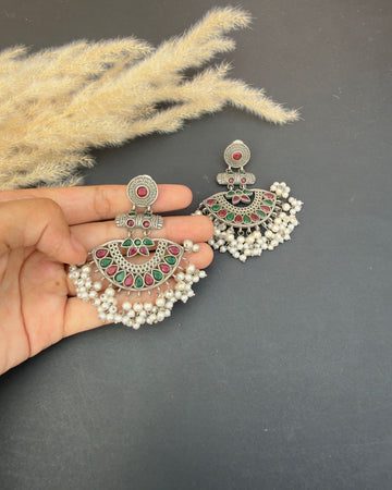 Eshal Earrings R&G