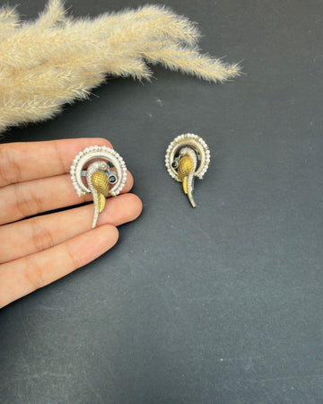 Mehrunisa Earrings Black
