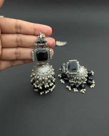 Negin Earrings Black