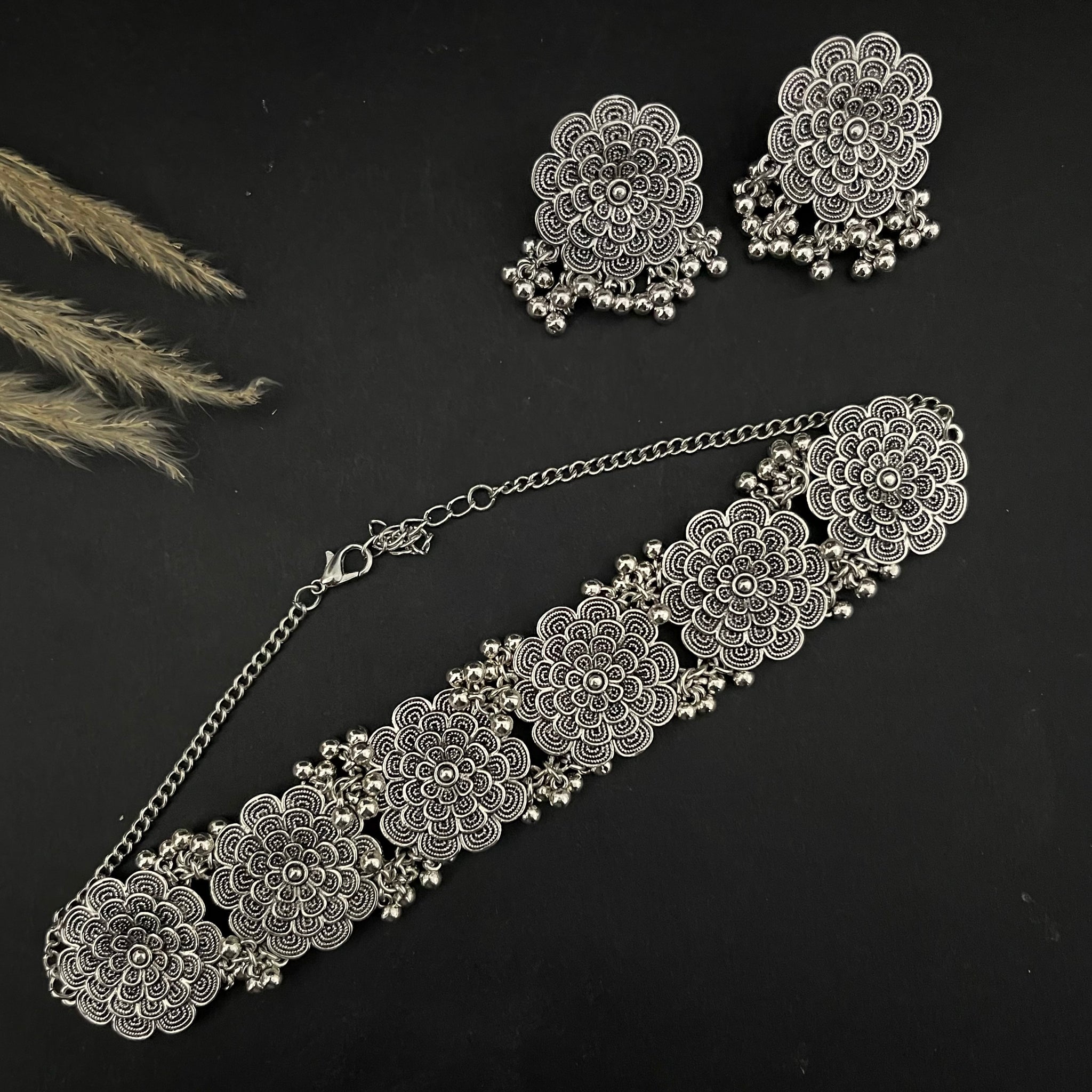 Sunflower Choker Set